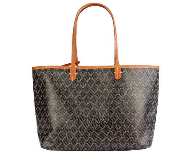 Luxurious Shopper Bag | Stylish and Spacious | Bordeaux