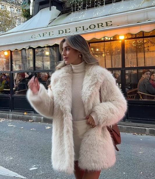 Luxury Faux Fur Jacket with Elegant Fit & Warm Comfort