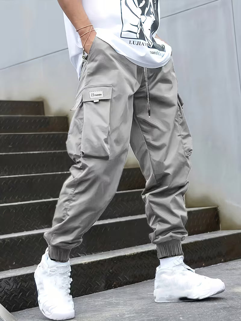 Men's Trendy Cargo Pants in Stretch Fabric for Casual Style