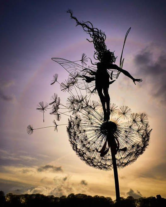 Metal Fairy Garden Decor with Dandelion Stakes