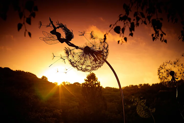 Metal Fairy Garden Decor with Dandelion Stakes