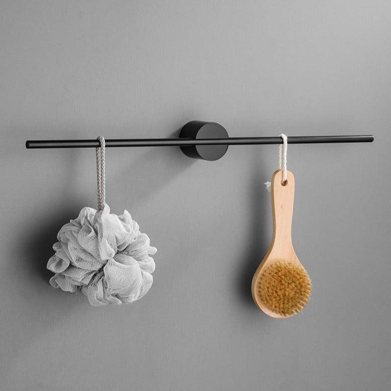 Modern Metal Towel Rack Standing with Adjustable Rod – Elegant Design for Bathroom