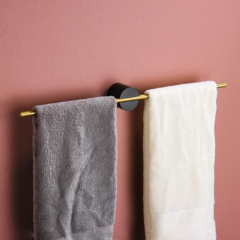 Modern Metal Towel Rack Standing with Adjustable Rod – Elegant Design for Bathroom