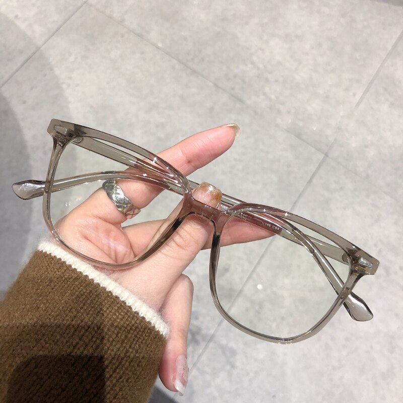 Myopic Glasses with Prescription