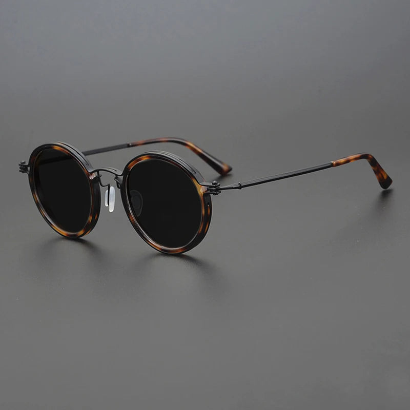 Polarized Sunglasses with UV 400 Filter and Shiny Metal Frame – Stylish Sunglasses for Outdoor Wear