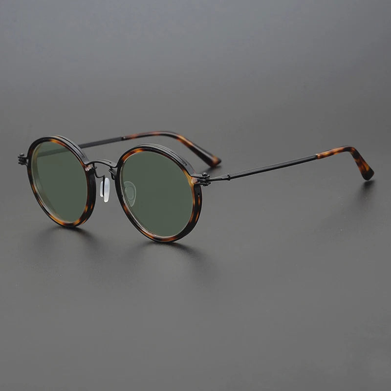 Polarized Sunglasses with UV 400 Filter and Shiny Metal Frame – Stylish Sunglasses for Outdoor Wear