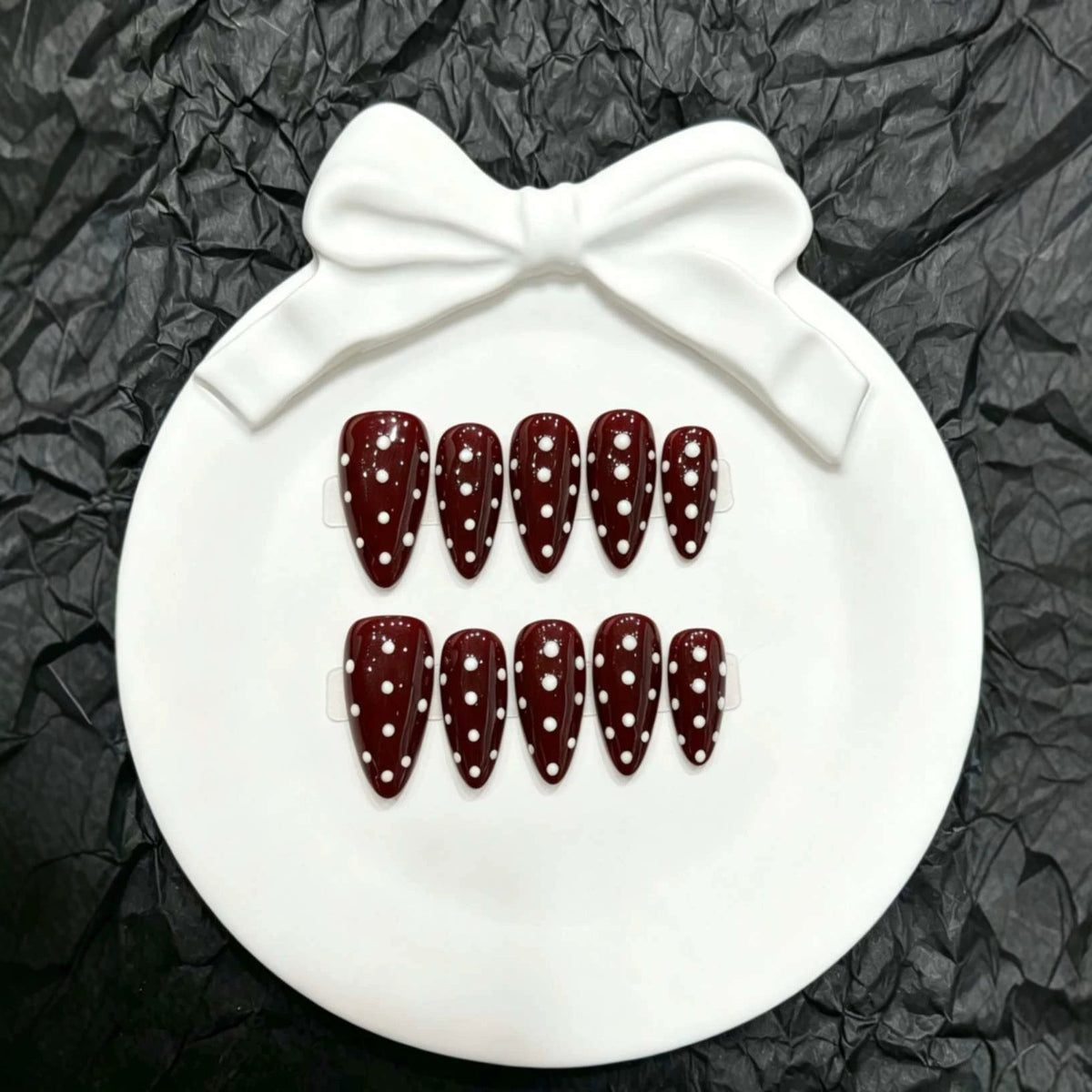 Polka Dot Press-On Nail Set