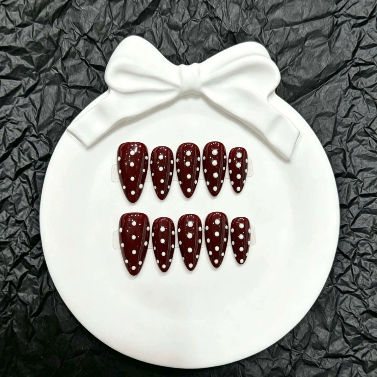 Polka Dot Press-On Nail Set