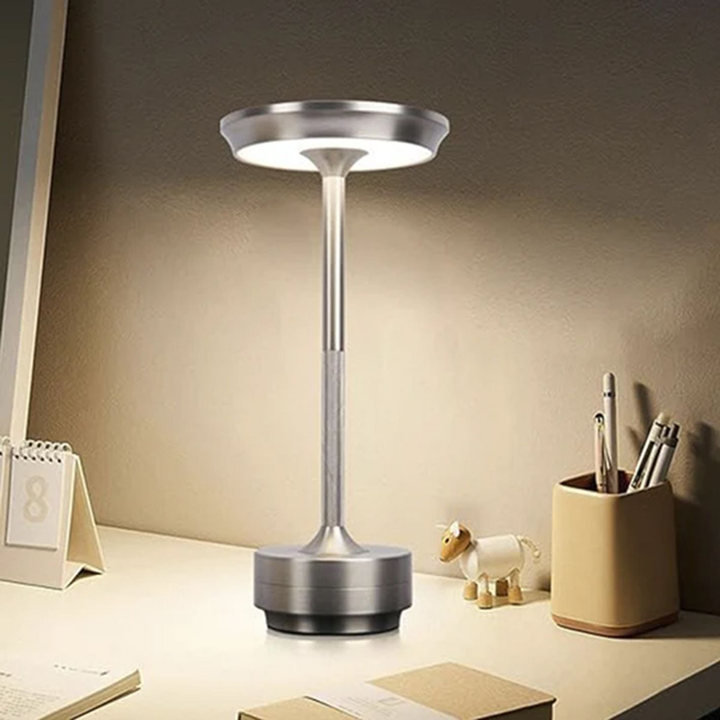 Rechargeable Wireless LED Table Lamp