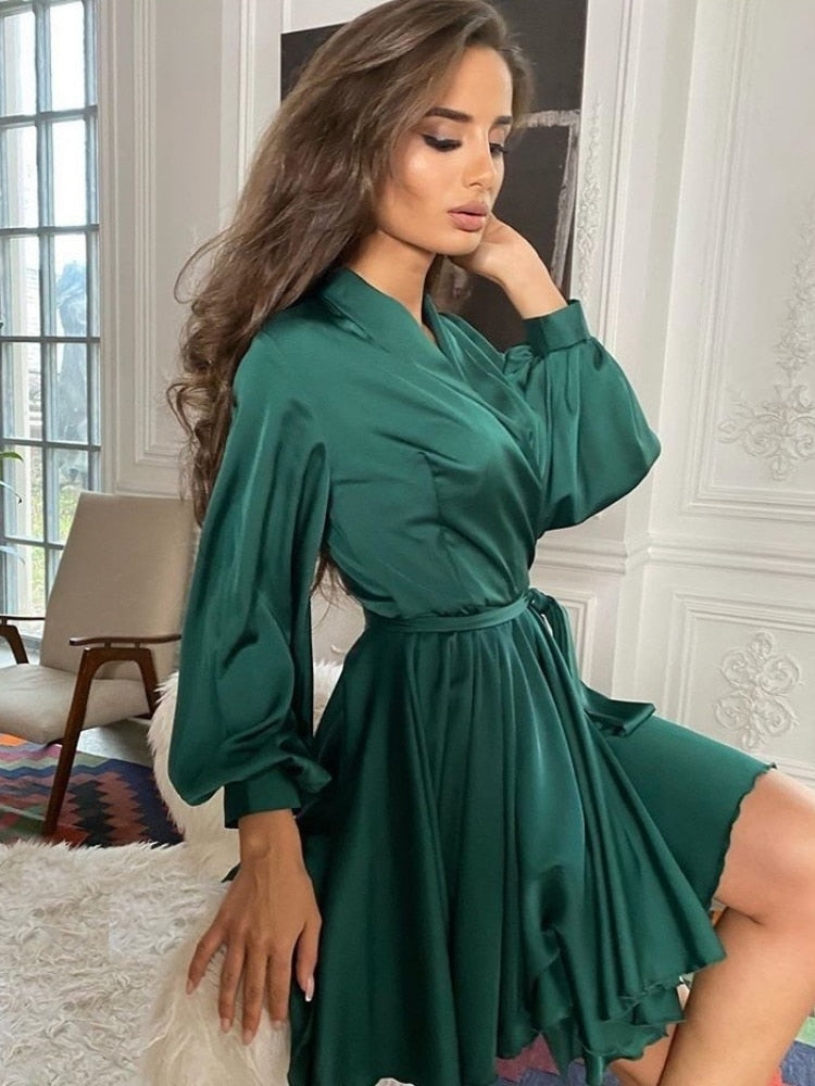 Sascha Dress | An elegant dress for a chic occasion