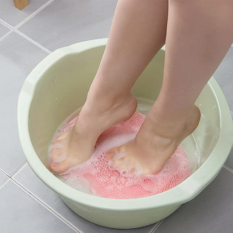 Scrubbing Mat for Feet and Body in the Shower