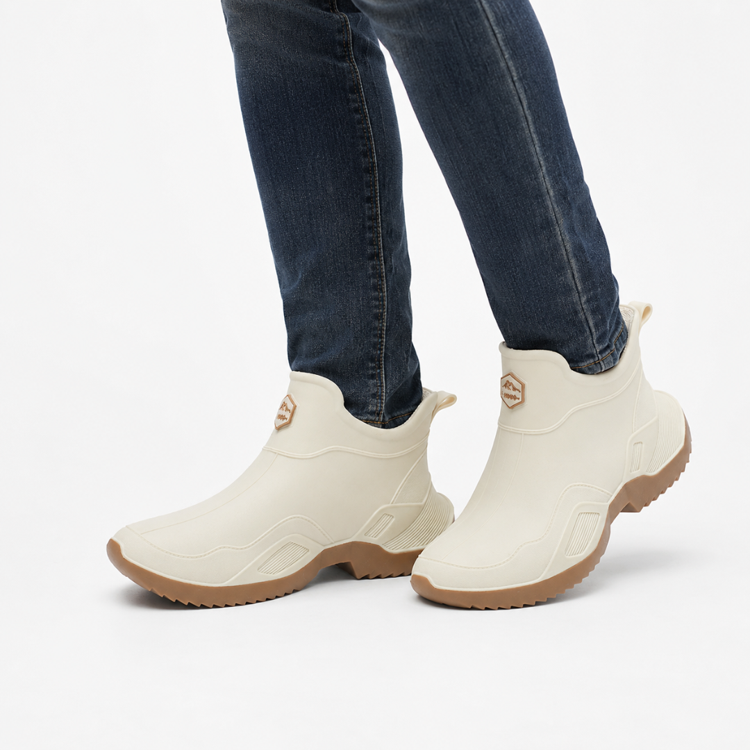 Short Pull On Boots