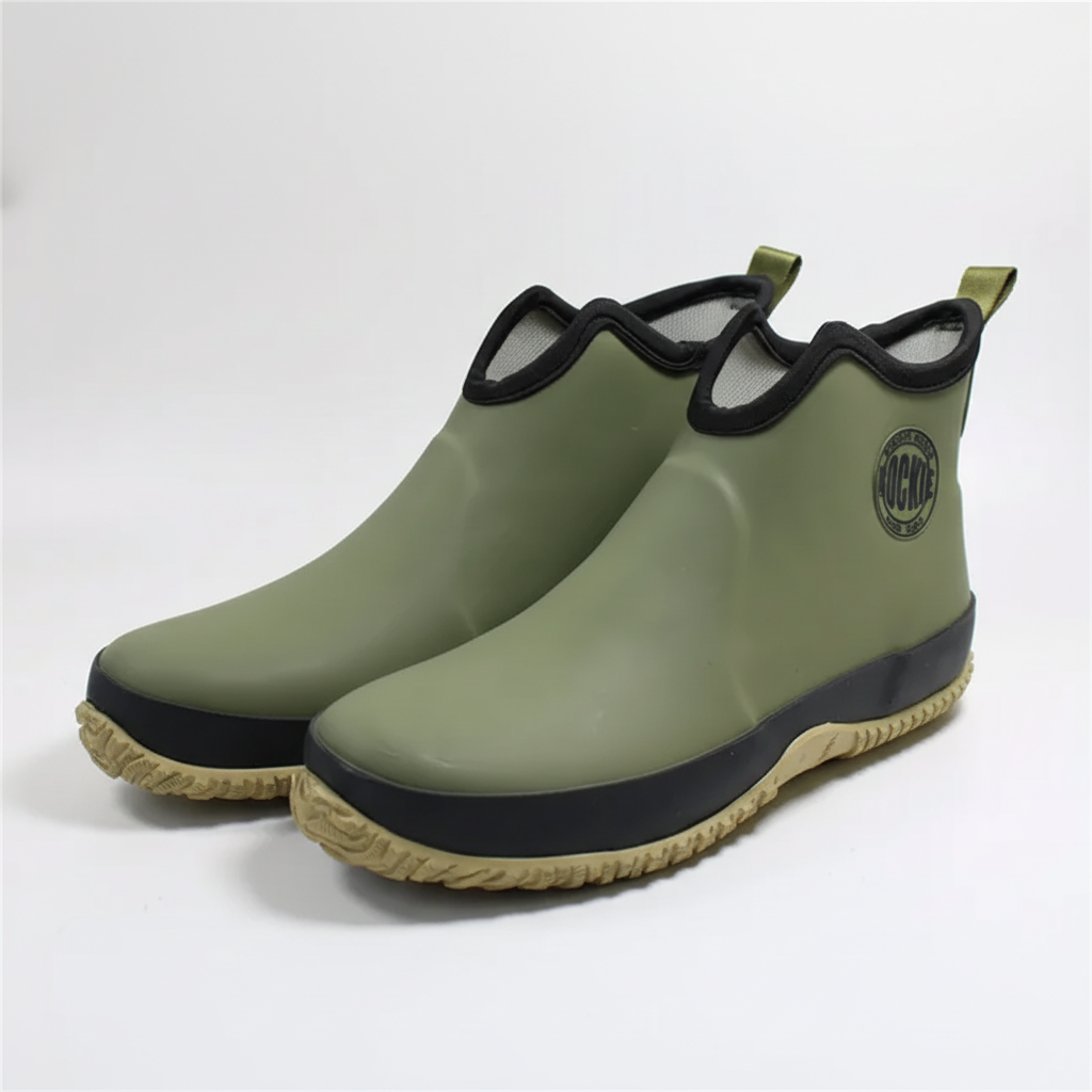 Short Pull On Boots