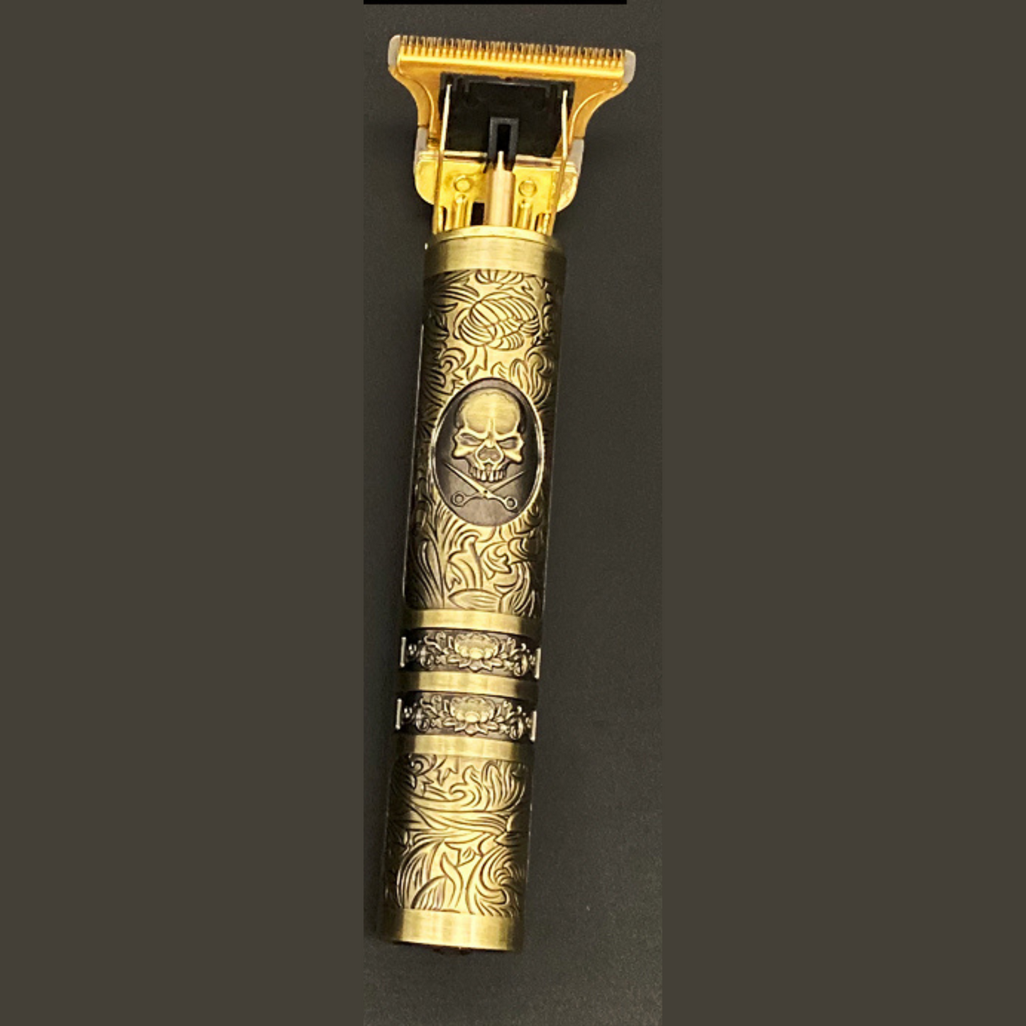 Skull Vintage Trimmer™ | The Barber Trend of this Year! - Rechargeable including Attachments