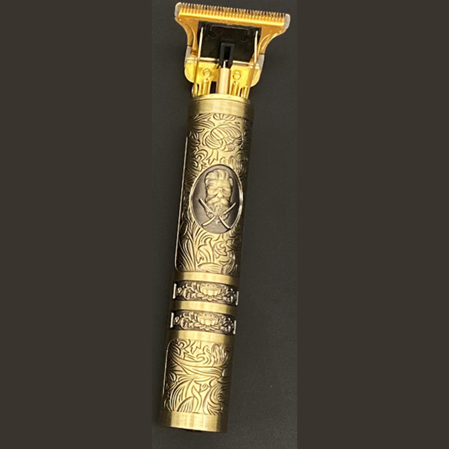 Skull Vintage Trimmer™ | The Barber Trend of this Year! - Rechargeable including Attachments