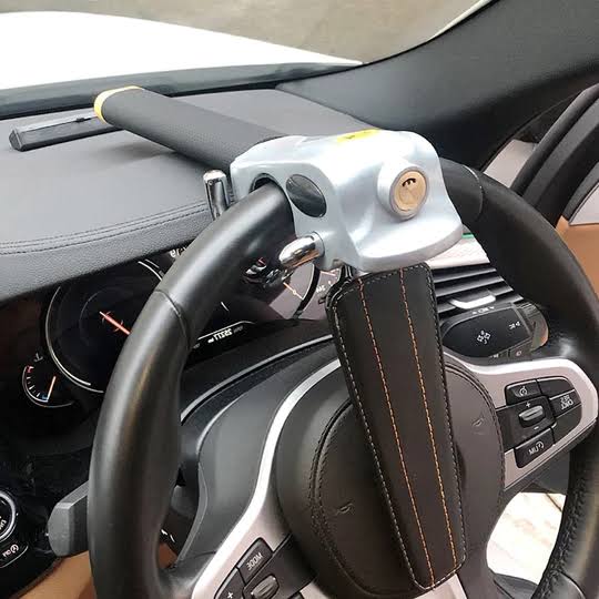 Steering Wheel Lock - Adjustable Security - Theft Prevention