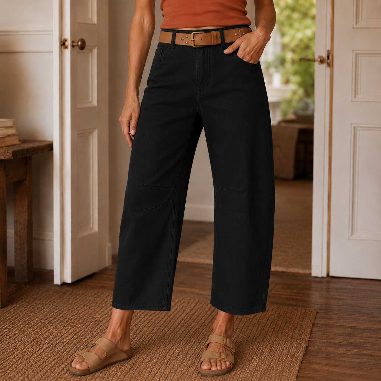 Stitch Detail Cropped Straight Pants