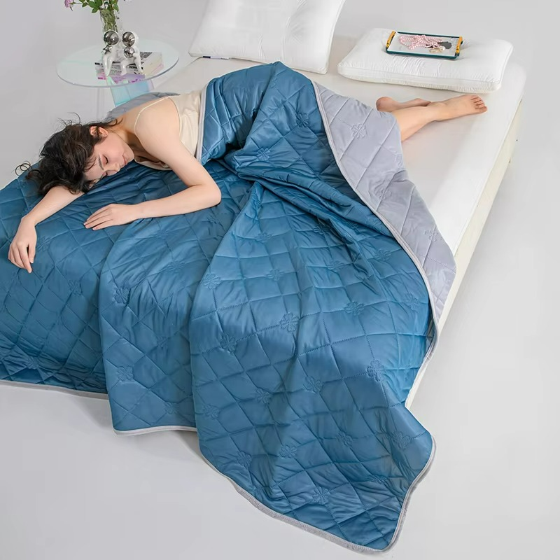 Summer Duvet for Air-Conditioned Rooms Breathable and Soft