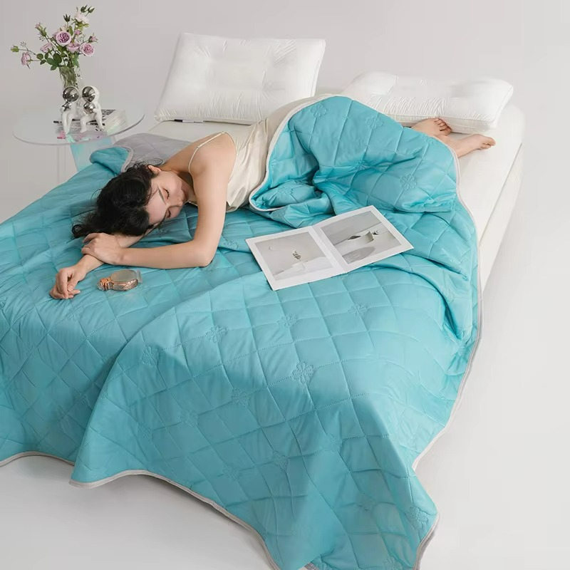Summer Duvet for Air-Conditioned Rooms Breathable and Soft