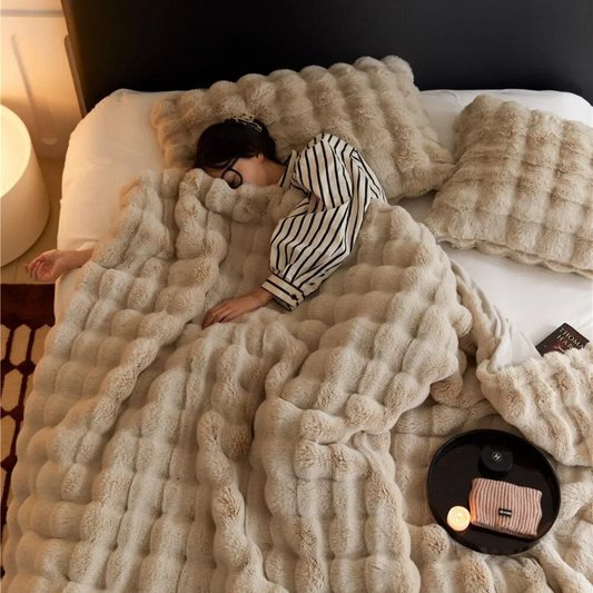 The Plush Blanket Everyone is Talking About
