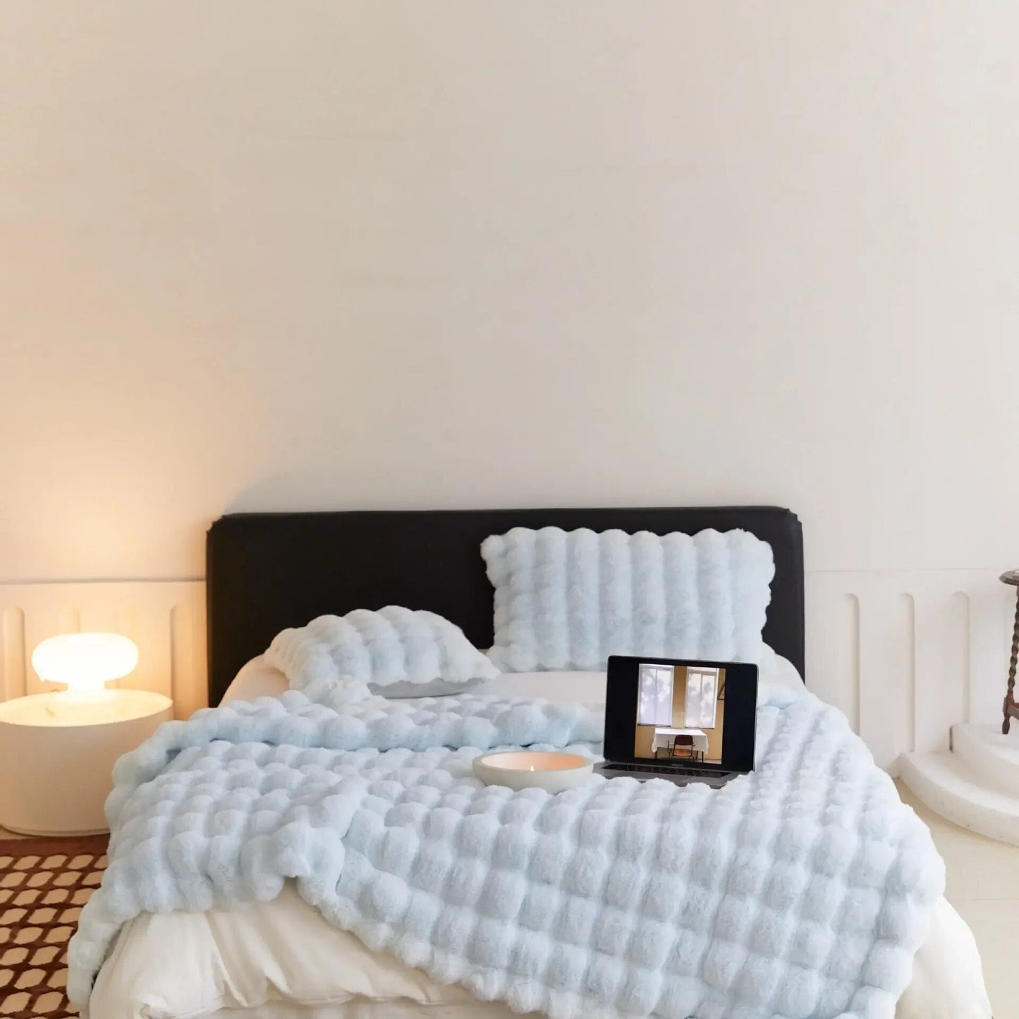 The Plush Blanket Everyone is Talking About