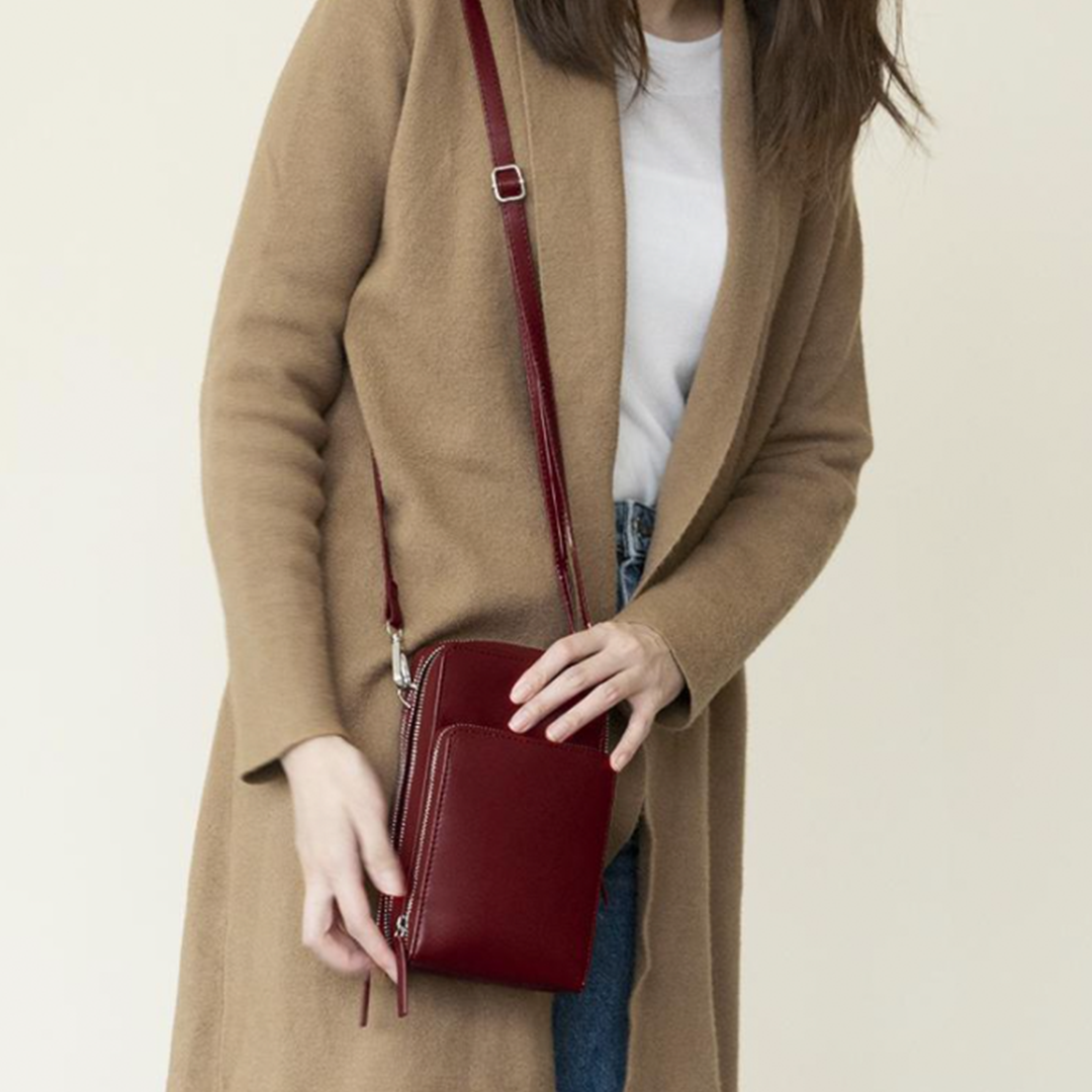 Triple Secure Phone Purse: Elegance Meets Practicality