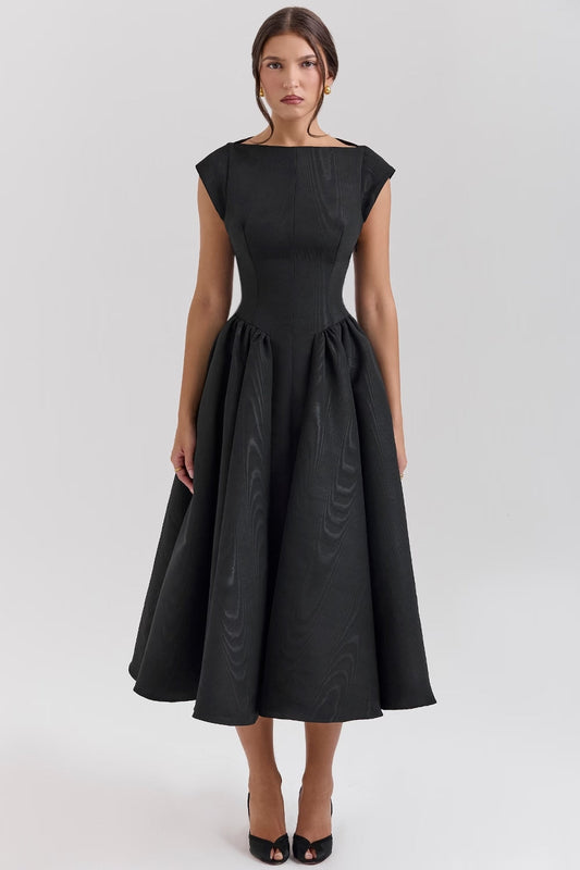 Victoria Dress | Elegant Black and White Evening Dress - Classic and Stylish