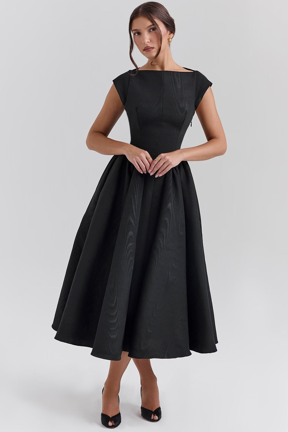 Victoria Dress | Elegant Black and White Evening Dress - Classic and Stylish
