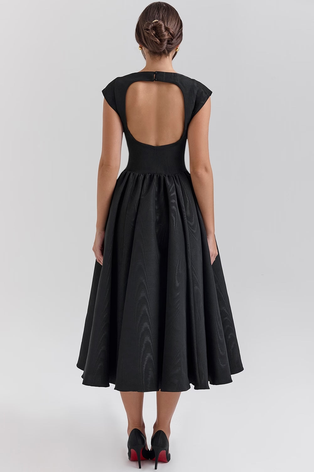 Victoria Dress | Elegant Black and White Evening Dress - Classic and Stylish