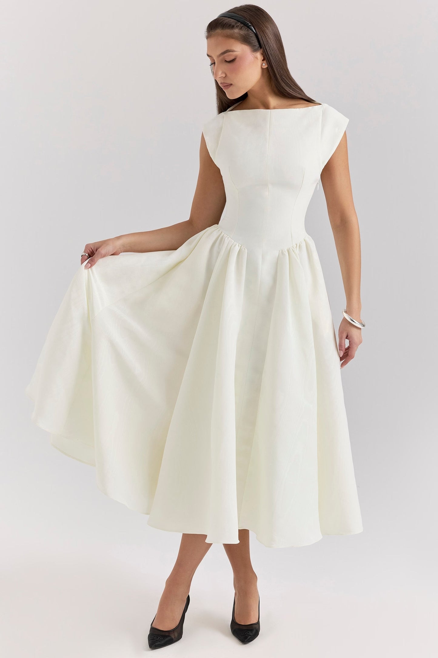 Victoria Dress | Elegant Black and White Evening Dress - Classic and Stylish