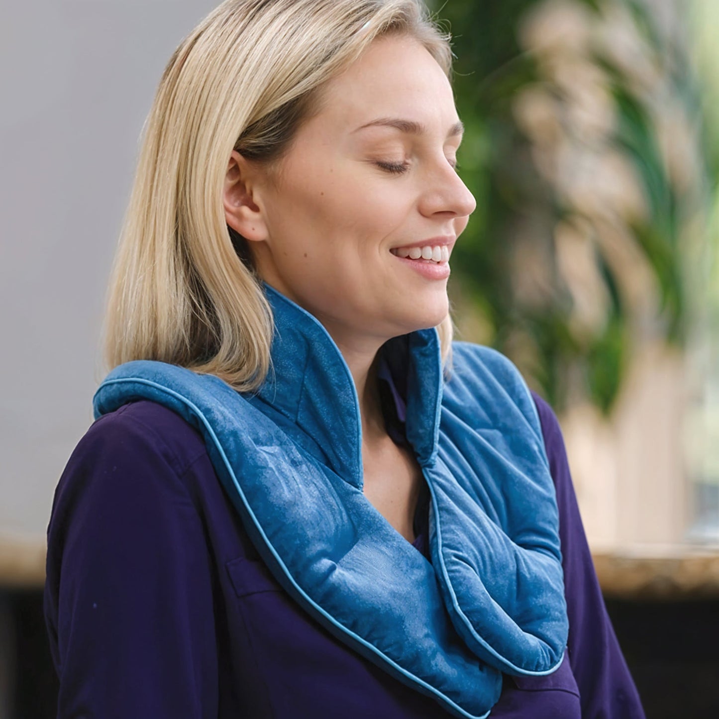 Weighted Neck & Shoulder Wrap for Comfort and Relaxation