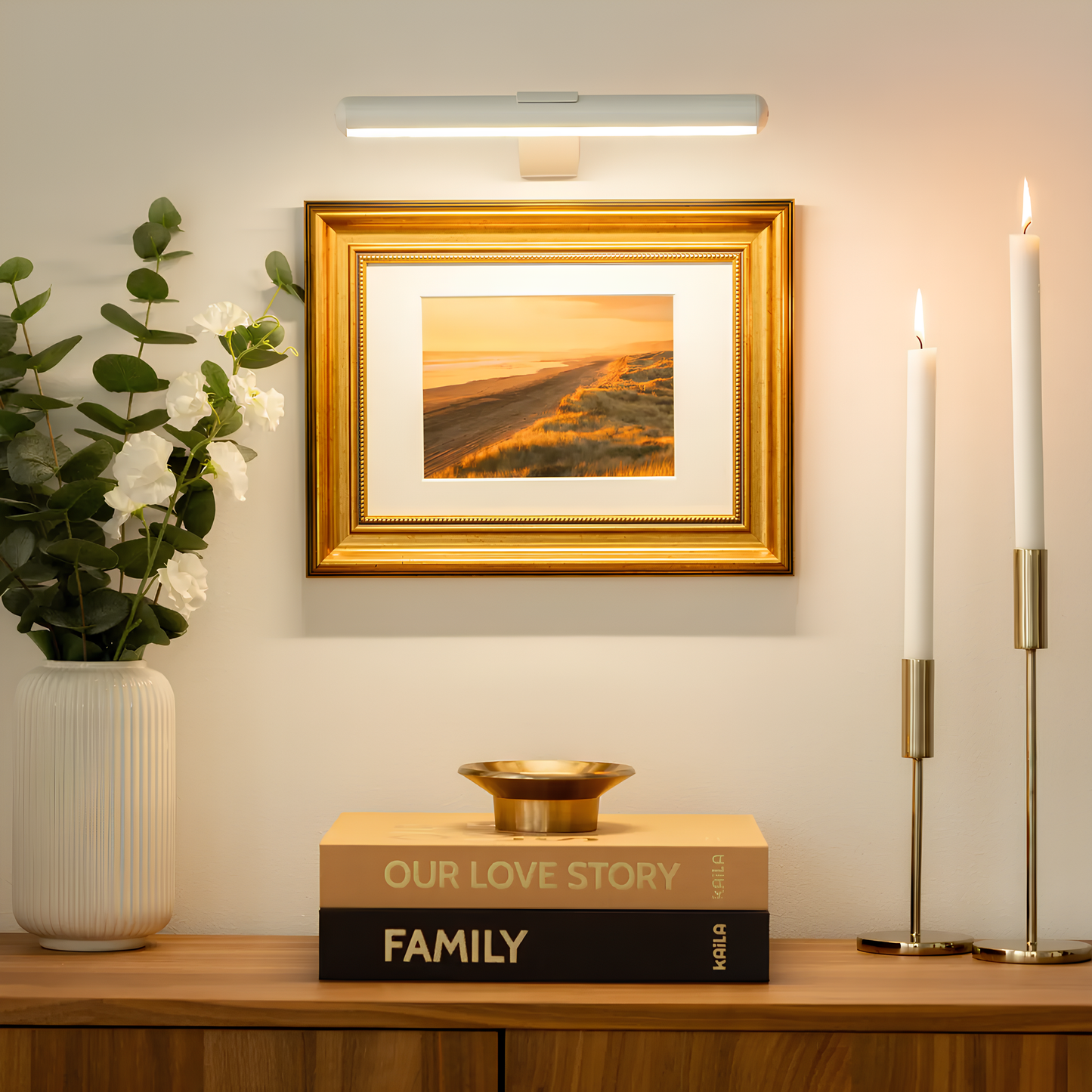 Wireless LED Picture Light – Rechargeable Wall Lamp with Remote & Adjustable Dimming