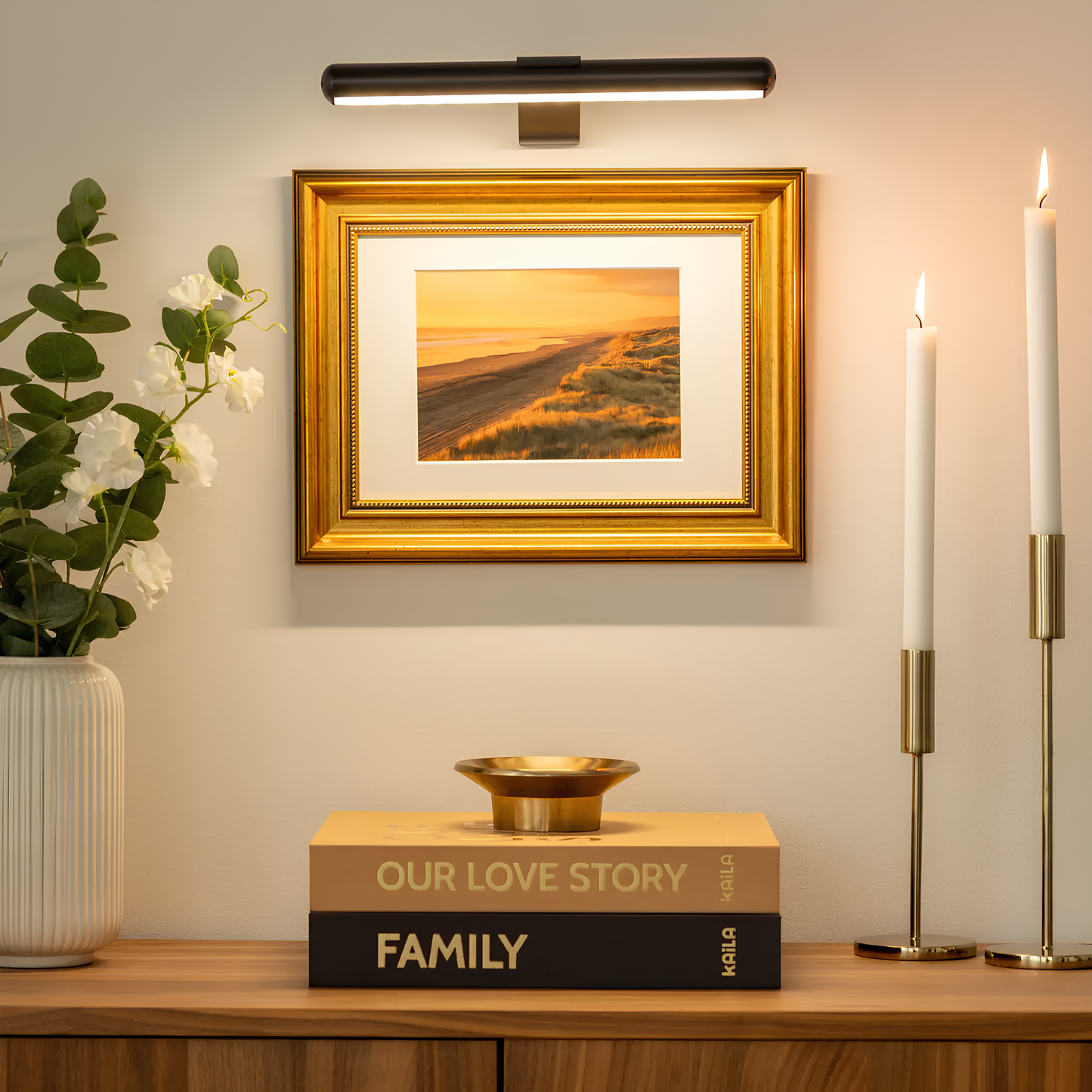 Wireless LED Picture Light – Rechargeable Wall Lamp with Remote & Adjustable Dimming