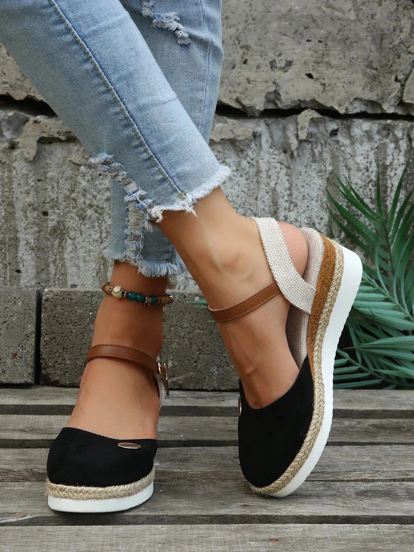 Women Orthopedic Sandals for Trendy Comfort