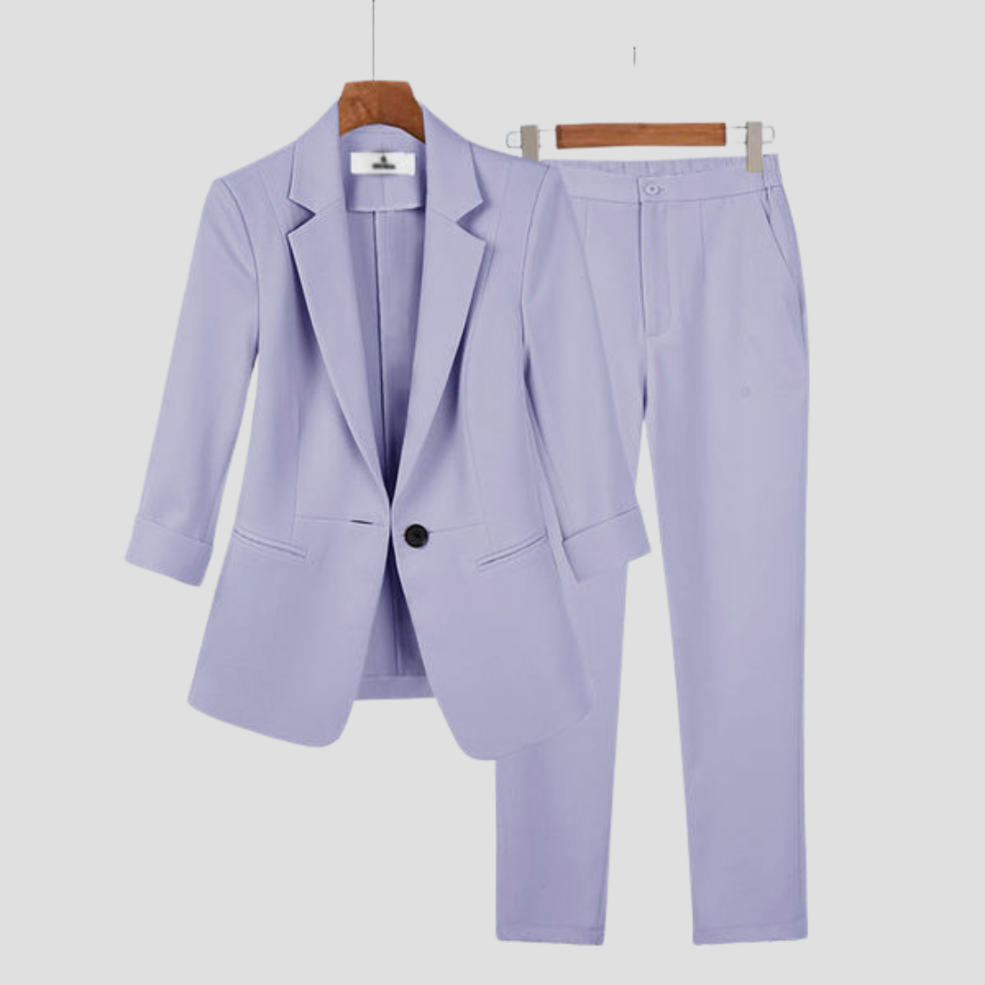 Women's Elegant Two-Piece Set - Blazer and Trousers