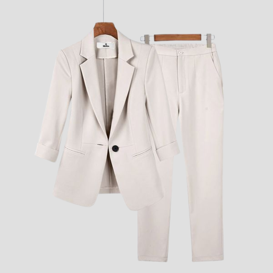 Women's Elegant Two-Piece Set - Blazer and Trousers