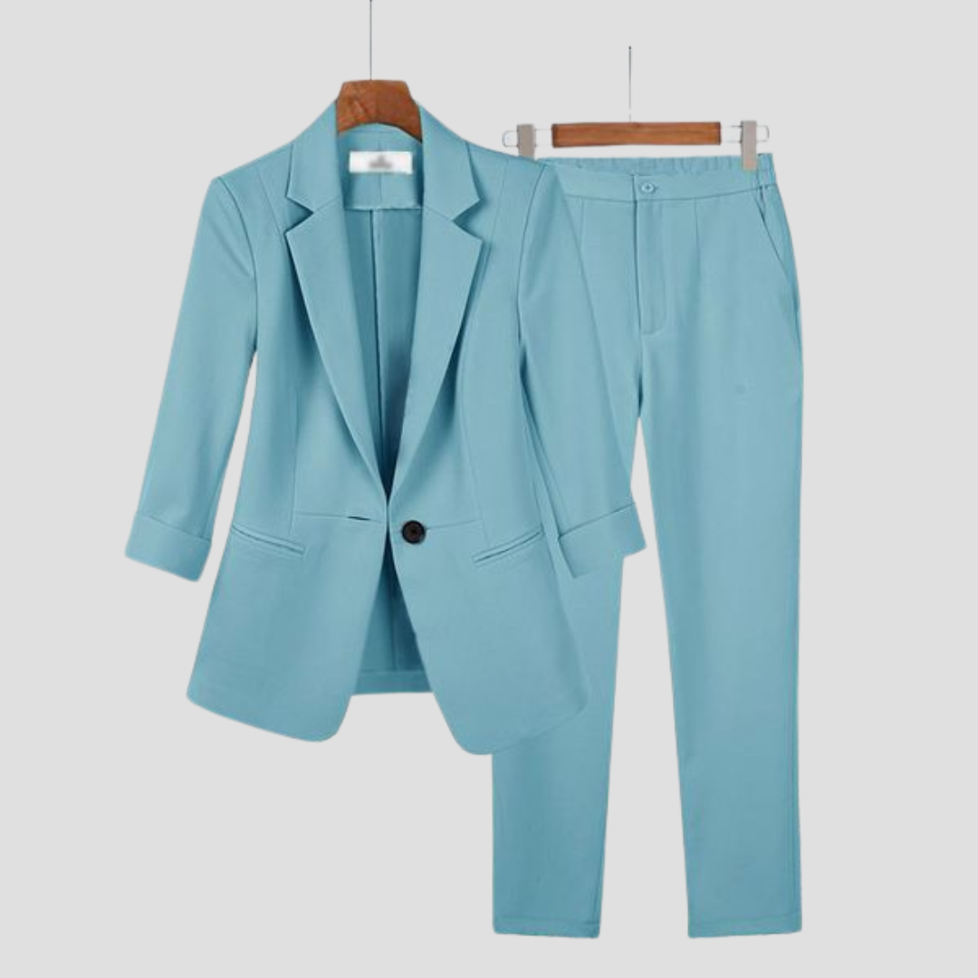 Women's Elegant Two-Piece Set - Blazer and Trousers