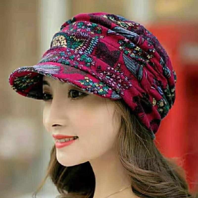 Women's Floral Pleated Cap with Short Brim - Warm and Stylish