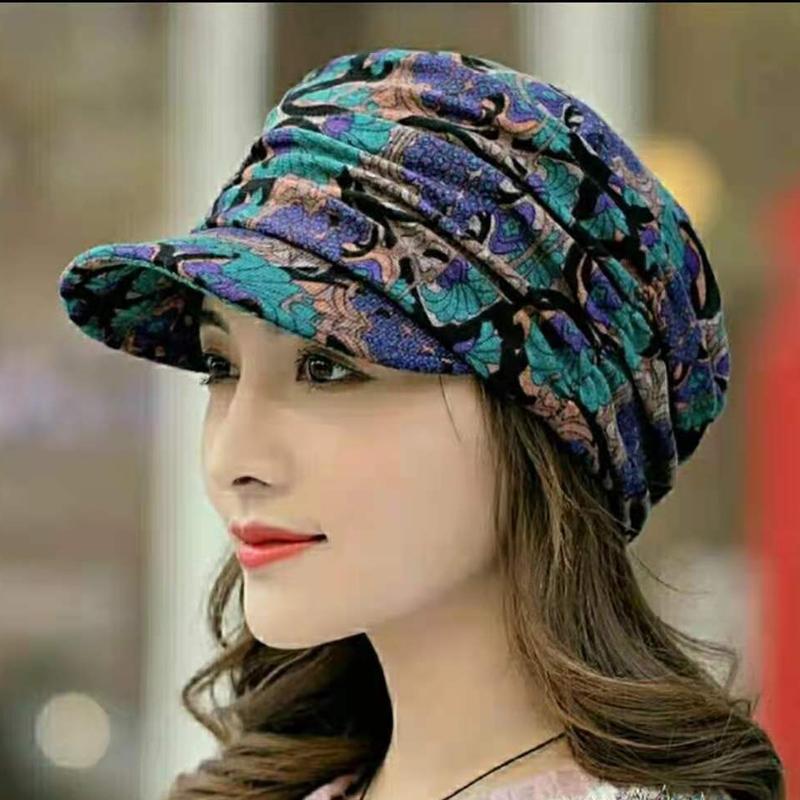 Women's Floral Pleated Cap with Short Brim - Warm and Stylish