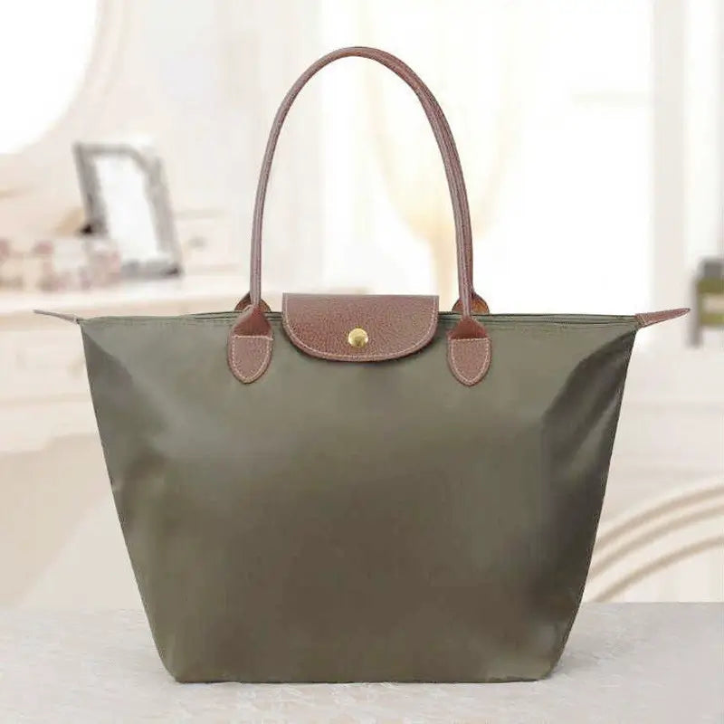 Women's Handbag - Stylish Elegance