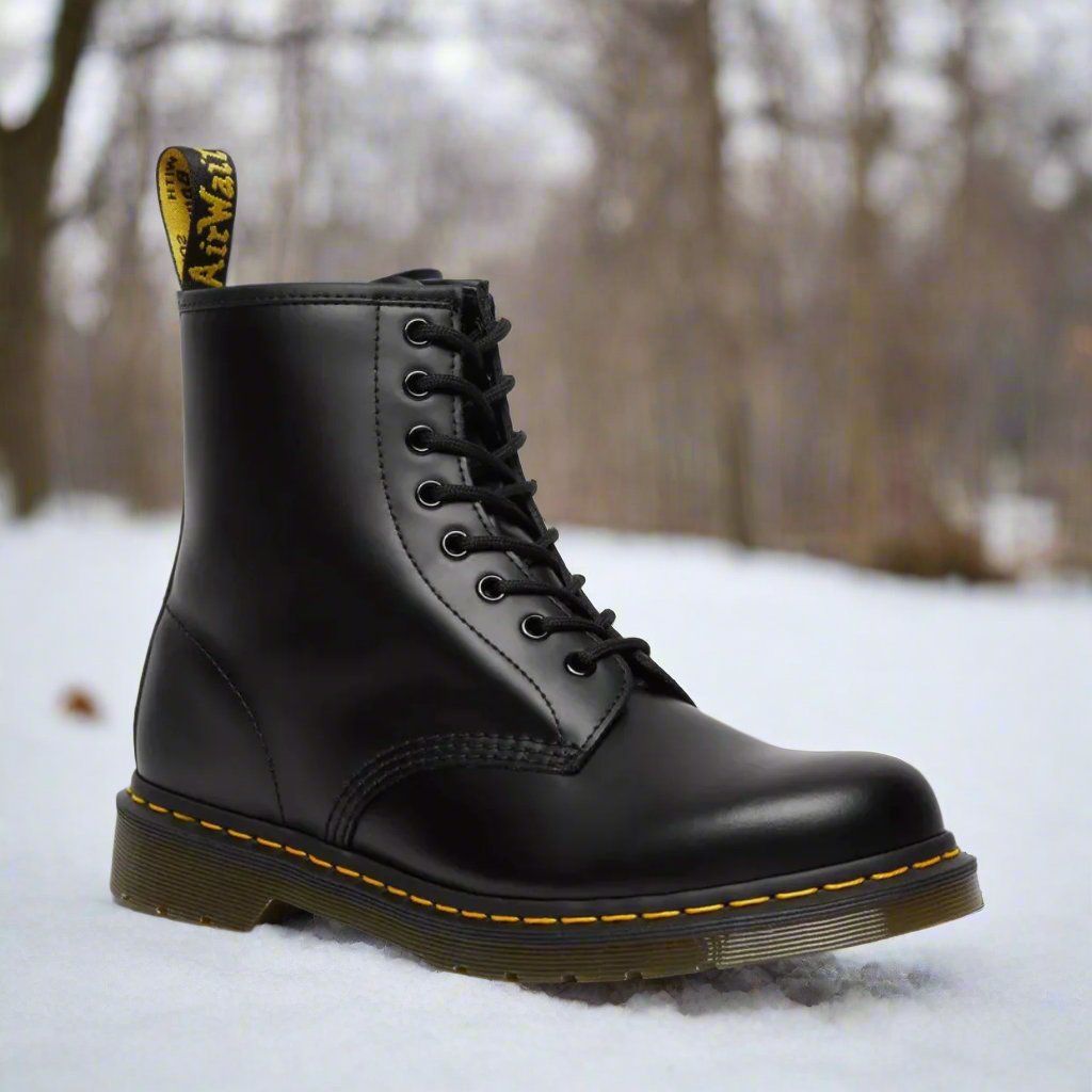 Women's Lace-Up Boots in Classic Design