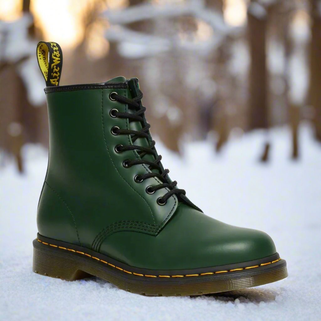 Women's Lace-Up Boots in Classic Design