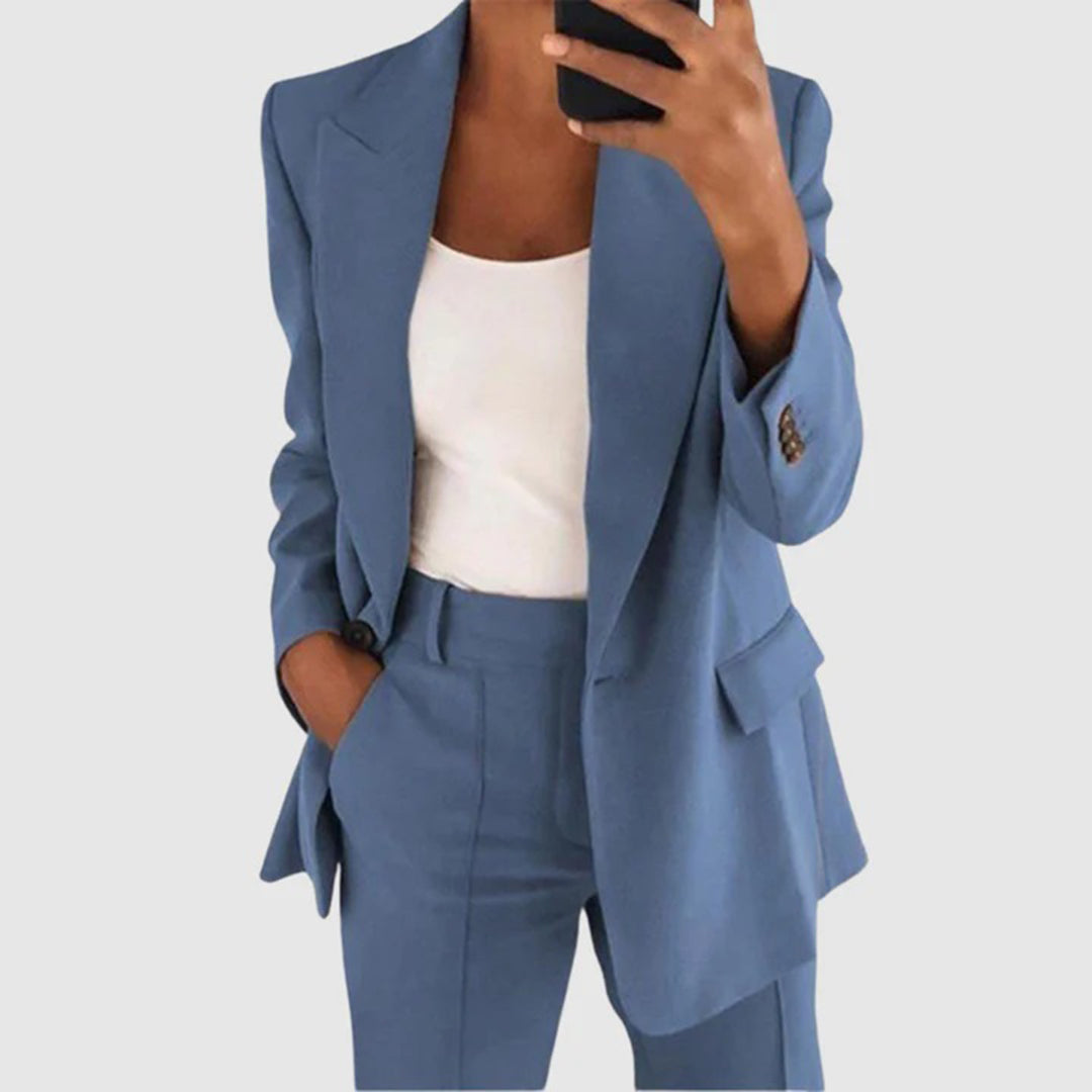 Women's Set with Blazer and Trousers – Elegant Two-Piece Outfit for Formal and Informal Occasions