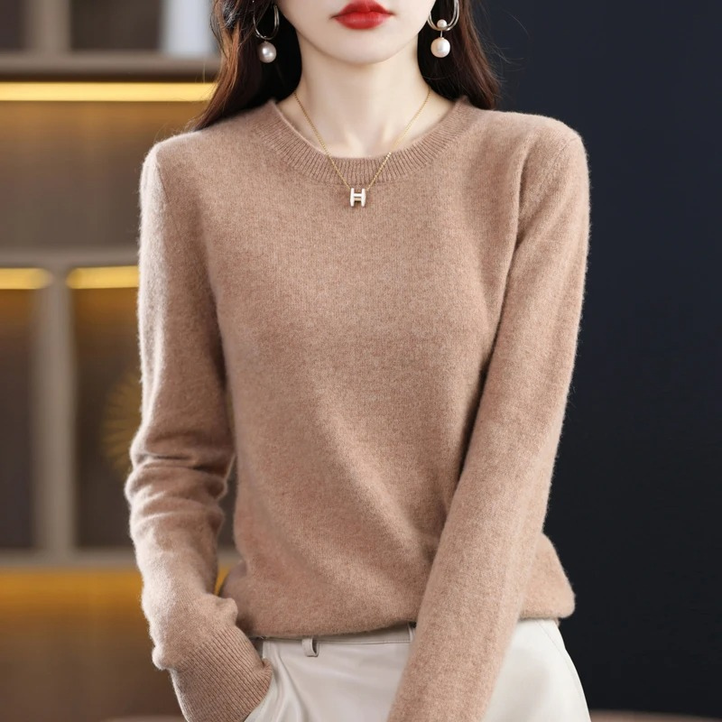 Women's Sweater Classic Round Neck Soft Stylish
