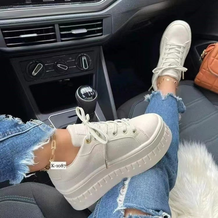 Women's Trendy Everyday Shoes with Comfortable Fit
