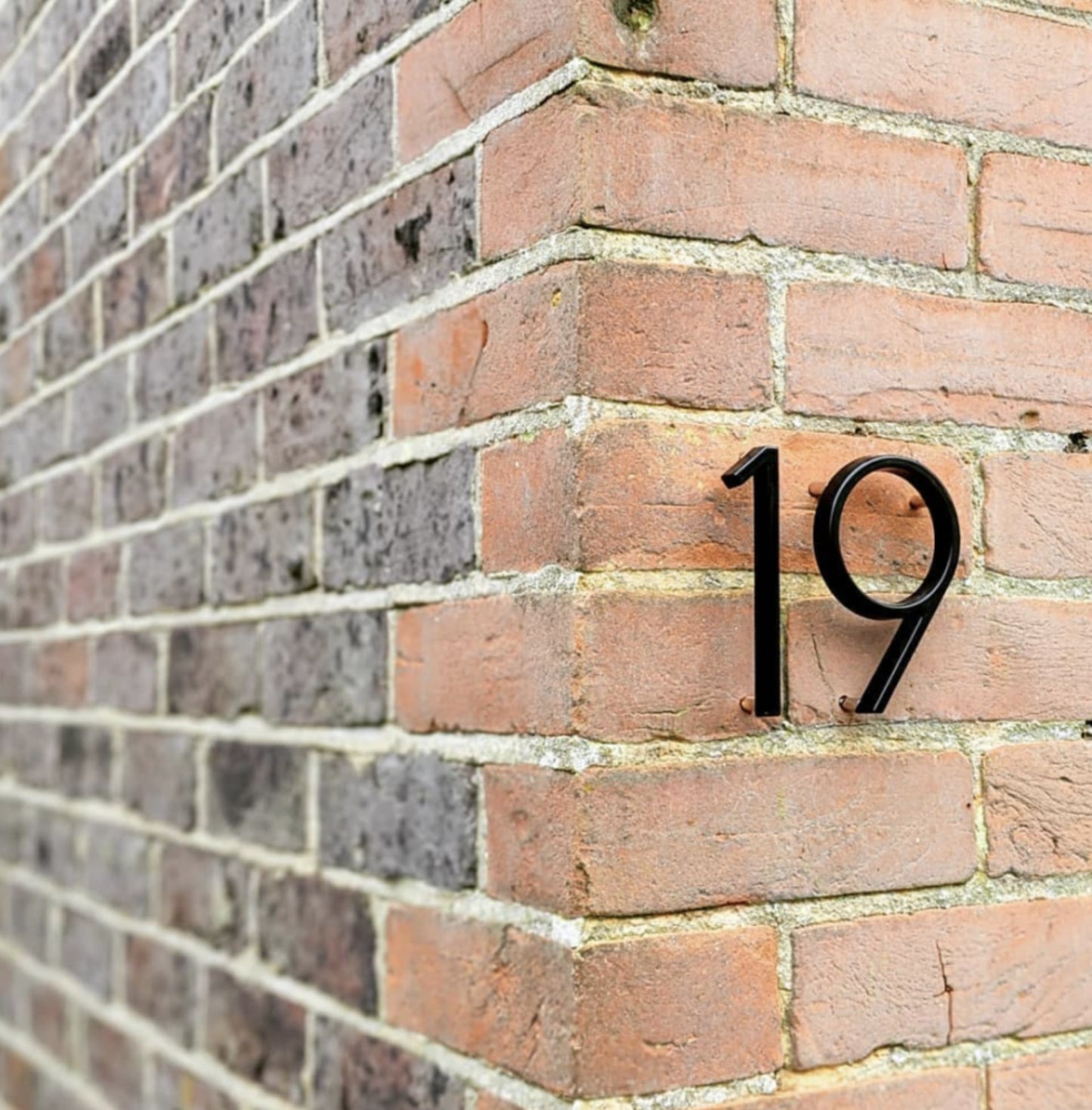 Zinc Alloy Modern Floating House Numbers & Letters - 5 Inch - Outdoor Wall Decor